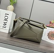 Loewe Small Puzzle Bag In Classic Calfskin Dark Khaki Green 24x10.5x16.5 - 5