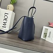 Loewe Small Pebble Bucket In Mellow Calfskin Abyss Blue 16x19.5x16cm - 5