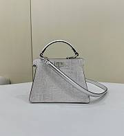 Fendi Peekaboo ISeeU Medium Peekaboo ISeeU Silver Leather Bag with Crystal FF Motif 20x11x15cm - 1