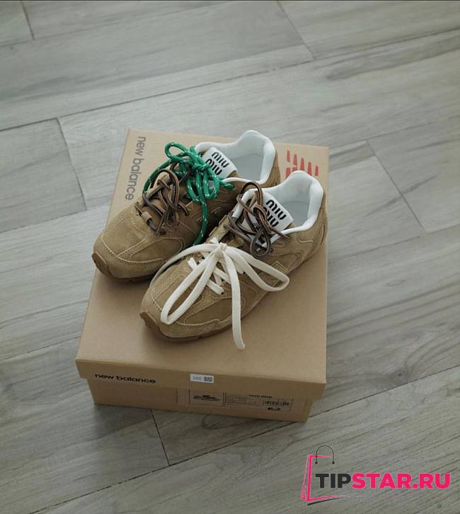 New Balance x Miu Miu 530 SL Suede Sneakers Ecru - 1