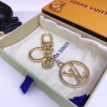 LV Circle Key Holder S00 M68999