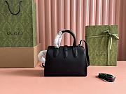 Gucci Small Tote Bag With Hook Closure Black 24x17.5x8.5cm - 3