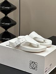 Loewe Ease Toe Post Sandal In Goatskin White - 1