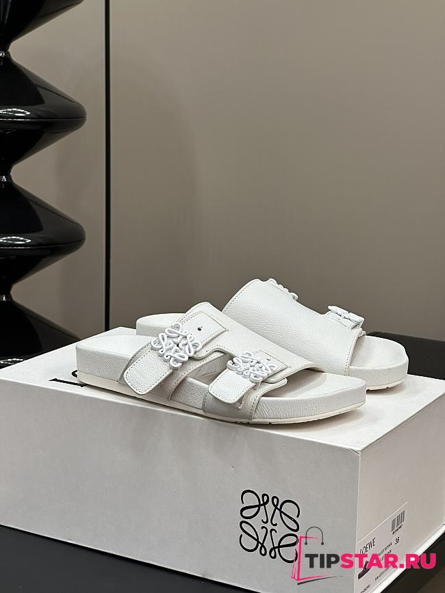 Loewe Ease Slide In Goatskin White - 1