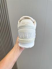 LV Trainer Sneaker Beige 1ACW42 - 5