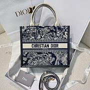 Small Dior Book Tote Blue and Ecru Toile de Jouy Reverse Embroidery and Blue Calfskin 26.5x22x14cm - 1