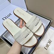 Dior Dway Slide White Calfskin and Embroidered Cotton - 1