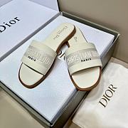 Dior Dway Slide White Calfskin and Embroidered Cotton - 3