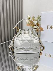 Small Dior Jolie Bucket Bag White Calfskin and Macrocannage Lambskin 17x16x10.5cm - 4