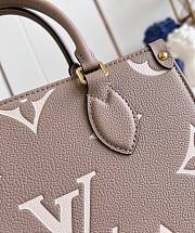 LV Onthego PM Tourterelle/ Crème M45779 25x19x11.5cm - 2