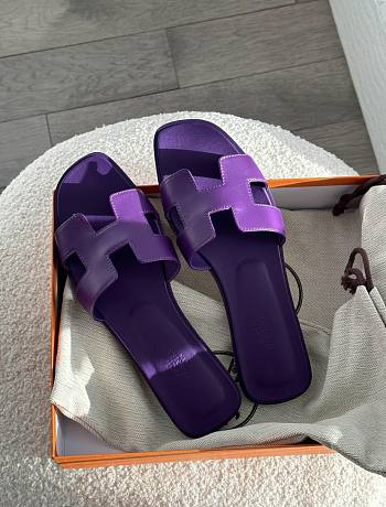 Hermes Oran Sandal Calfskin Violet