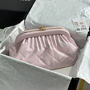 CC Clutch Lambskin Light Pink 16×24×8cm - 1