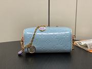 LV Nano Speedy Monogram Vernis Sky Blue M83000 16x10x7.5cm - 6