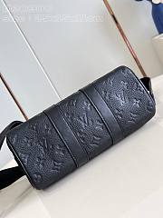 LV Keepall Bandoulière 25 Bag Black 25x15x11cm - 3