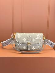 LV Diane Bag Grey M46583 24x15x9cm - 6