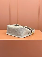 LV Diane Bag Grey M46583 24x15x9cm - 3