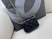 Chanel Love woven lacquered cowhide Black 12.5x9.5x3cm - 4