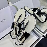 Chanel double C rhinestone buckle flip-flop sandals  - 3