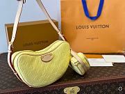 LV Croissant PM M24020 Chic and Yellow 21x13x7cm  - 1