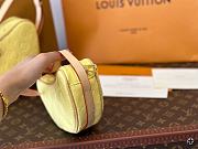 LV Croissant PM M24020 Chic and Yellow 21x13x7cm  - 5