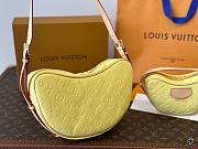 LV Croissant PM M24020 Chic and Yellow 21x13x7cm  - 3