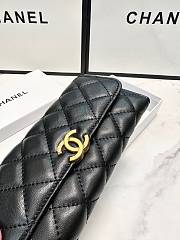 Chanel popular sheepskin bi-fold wallet 19x10cm  - 4