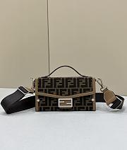 Fendi Retro monogram box bag 21.5x6.5x12 - 1