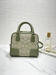 Loewe Green calfskin and jacquard canvas Crossbody Bag 16x18x8.5cm - 2