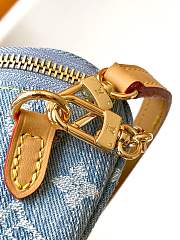 LV Mini Bumbag M83353 Blue Monogram Denim 17 x 12 x 9.5 cm - 2