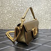 Valentino Garavani Loco Handbag Gold 27 x 13 x 6 cm - 5