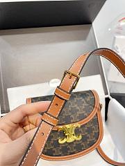 Celine's New Besace Old Flower Saddle Bag 18X16X8CM - 4