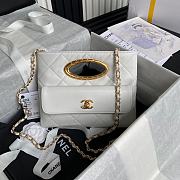 CHANEL 24B White Grey Handbags 24 × 34 × 8 cm - 1