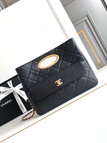 CHANEL 24B Black Handbags 24 × 34 × 8 cm