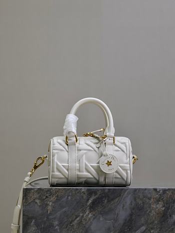 Dior Groove 16 Mini Bag White 17 x 10 x 8 cm 