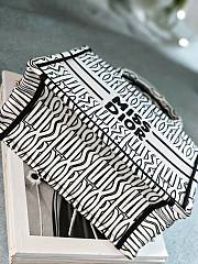 Dior Book Tote Black White 26.5 x 21 x 14 cm - 6