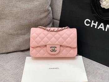 Chanel Pink Classic Lambskin Leather Single Flap Bag 20x10X6cm