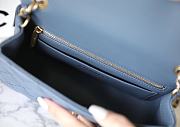 Chanel Blue Classic Lambskin Leather Flap Bag 20x13x7cm - 2