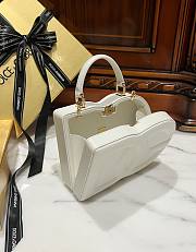 D&G White Logo Box 20x15x6.5cm - 2