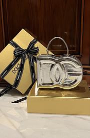 D&G Silver Logo Box 20x15x6.5cm - 1