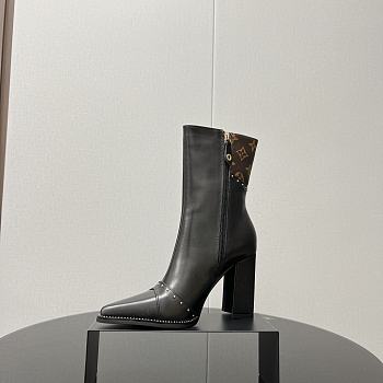 LV  Silhouette Ankle Black Boot 