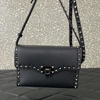 Valentino Garavani Rockstud Small Leather Crossbody Bag Black 22.5X15.5X6CM