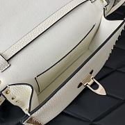 Valentino Garavani Rockstud Small Leather Crossbody Bag White 22.5X15.5X6CM - 6