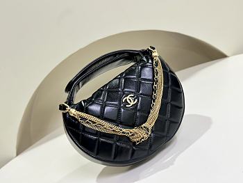 Chanel Shiny Crumpled Calfskin Pouch Black Bag 16x16x5.5cm 