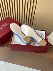 Roger Vivier Cow Patent Leather Blue Shoes - 6