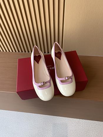 Roger Vivier Cow Patent Leather White Pink Shoes