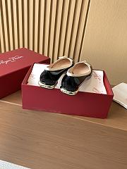 Roger Vivier Cow Patent Leather Black Shoes - 5