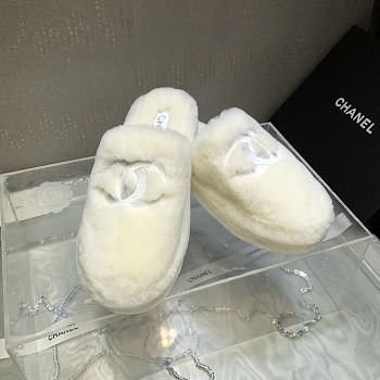 Chanel 24B New Fur White Slippers