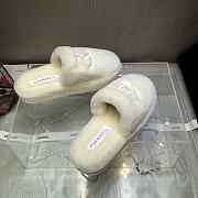 Chanel 24B New Fur White Slippers - 3