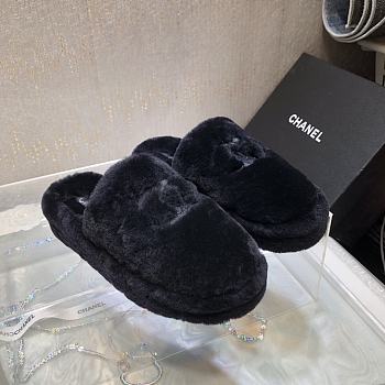 Chanel 24B New Fur Black Slippers