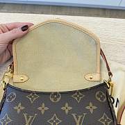 Louis Vuitton Saumur BB Bag Brown 20x16x7cm - 2